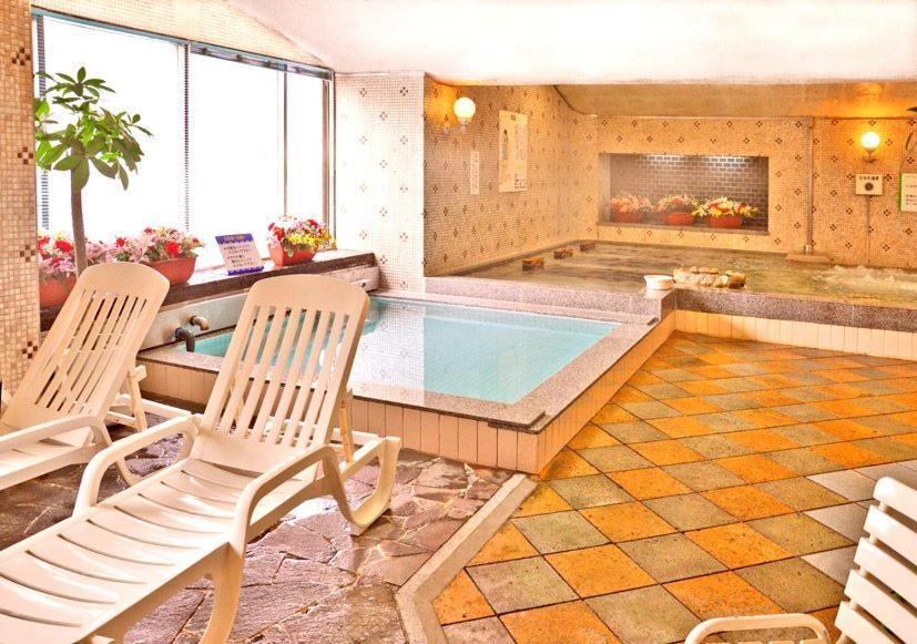 ホテルCapsule & Sauna Nippon 福山市 エクステリア 写真